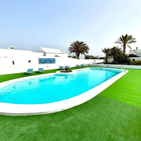 Bungalow Para Nudistas Con Estupenda Vista A La Piscina, Cerca De Playa 公寓 *