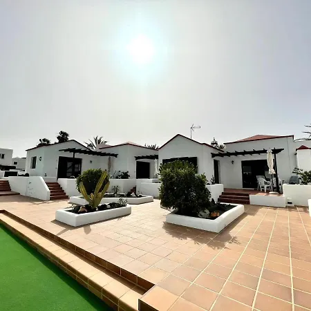 Bungalow Para Nudistas Con Estupenda Vista A La Piscina, Cerca De Playa * 查德尔帕罗奥